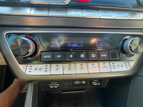 Used 2018 Hyundai Sonata Limited w/ Limited Ultimate Package 03 image 33