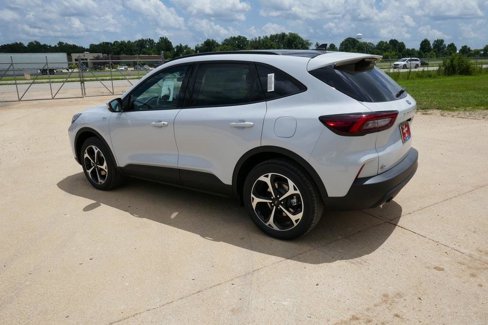 New 2025 Ford Escape ST-Line Elite image 6