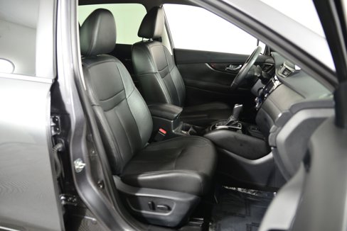 Used 2020 Nissan Rogue SL image 19