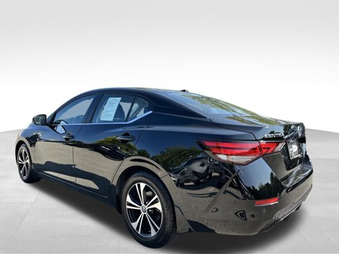Used 2022 Nissan Sentra SV image 9