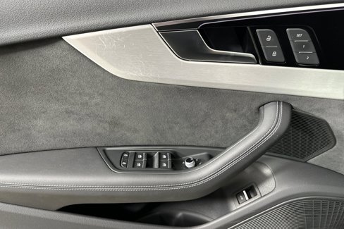 Used 2022 Audi A4 2.0T Prestige image 10