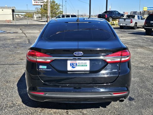 Used 2017 Ford Fusion SE image 5