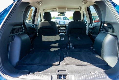 Used 2020 Ford Escape SE image 10