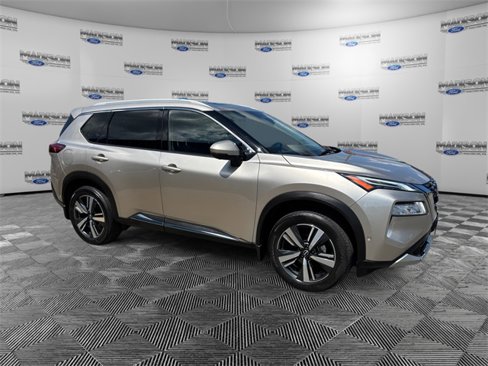 Used 2023 Nissan Rogue Platinum w/ Platinum Premium Package image 7