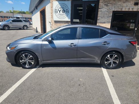 Used 2021 Nissan Sentra SV image 2