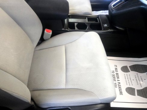 Used 2016 Honda CR-V LX image 36