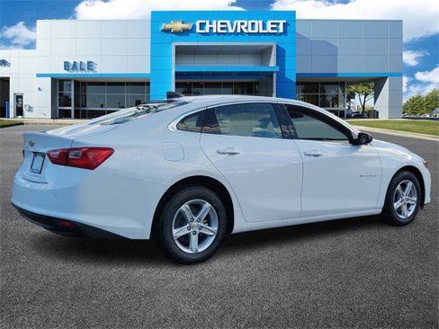 New 2025 Chevrolet Malibu LS image 3