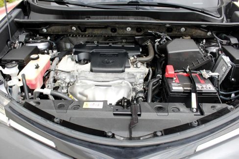 Used 2017 Toyota RAV4 LE image 38