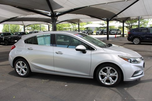 Used 2018 Chevrolet Cruze Premier image 16