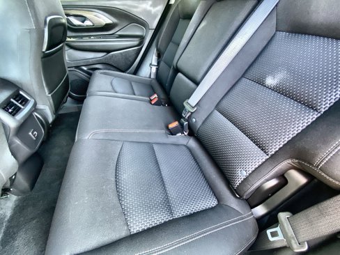 Used 2024 GMC Terrain SLE image 24
