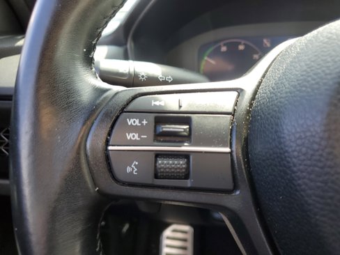 Used 2023 Honda Accord Sport image 19