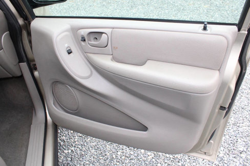 Used 2002 Dodge Grand Caravan Sport image 20