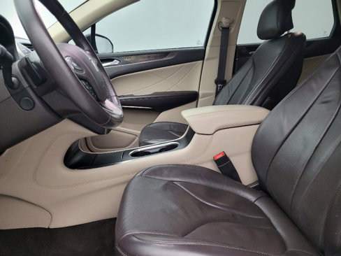Used 2017 Lincoln MKC Reserve image 17