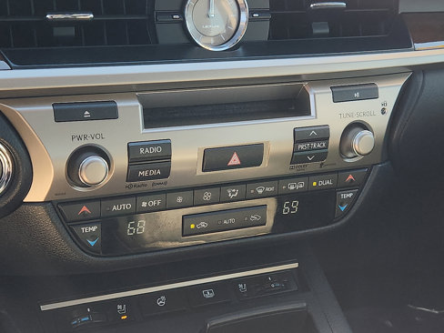 Used 2014 Lexus ES 350 image 16