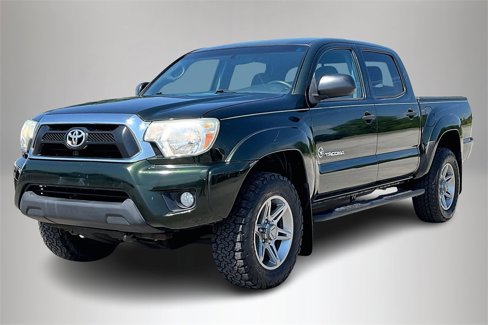 Used 2014 Toyota Tacoma PreRunner image 3