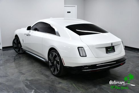 Used 2024 Rolls-Royce Spectre w/ Spectre Launch Package image 7