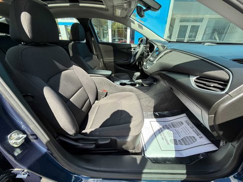 Used 2022 Chevrolet Malibu LT image 35