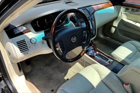 Used 2008 Cadillac DTS image 13