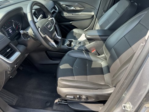 Used 2023 GMC Terrain SLT image 5