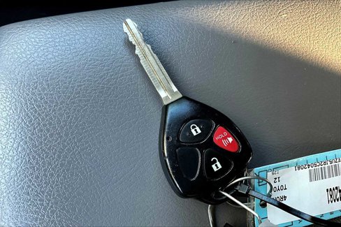 Used 2012 Toyota 4Runner SR5 image 12