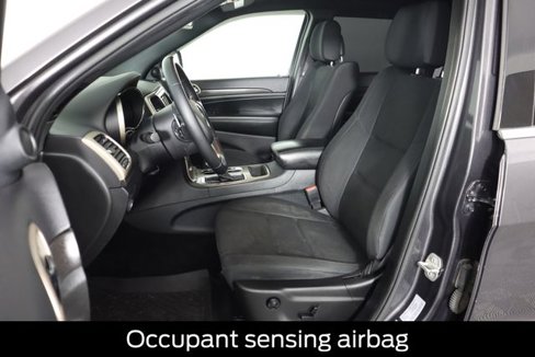Used 2016 Jeep Grand Cherokee Laredo image 30