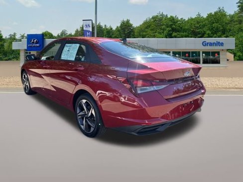 Used 2023 Hyundai Elantra SEL w/ Convenience Package image 10