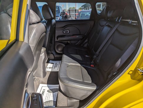 Used 2014 Kia Soul + image 12