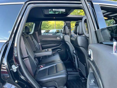 Used 2021 Jeep Grand Cherokee Limited w/ Sun & Sound Group image 19