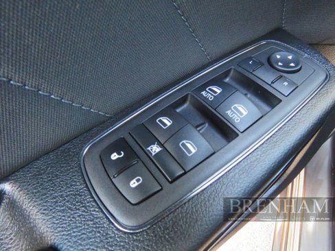 Used 2023 Dodge Charger SXT w/ Blacktop Package image 13