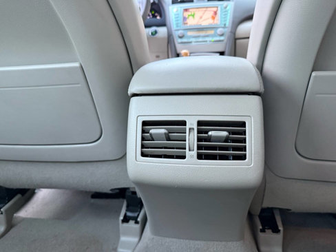 Used 2007 Toyota Camry XLE image 37
