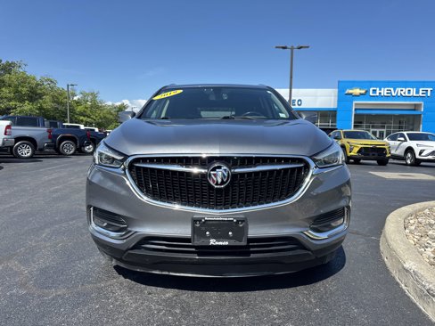 Used 2019 Buick Enclave Essence image 2