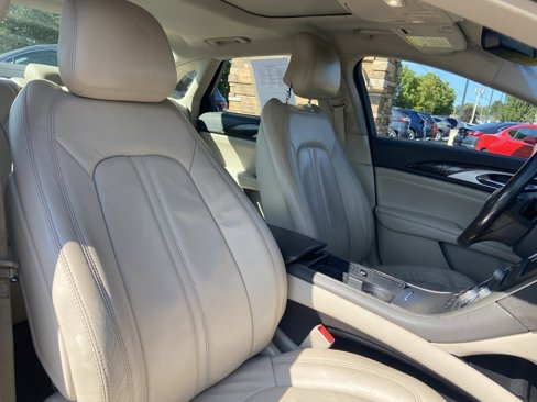 Used 2017 Lincoln MKZ Select w/ Select Plus Package image 30