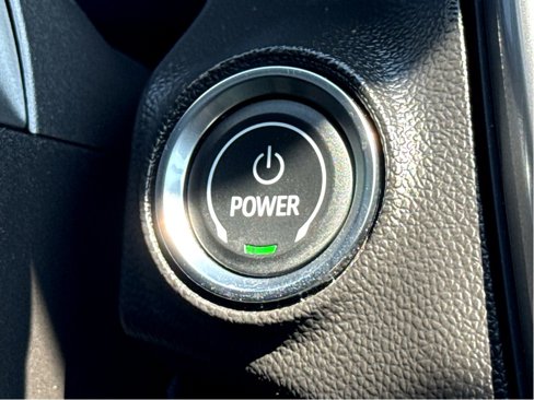 Used 2023 Chevrolet Bolt EUV LT w/ Convenience Package image 12