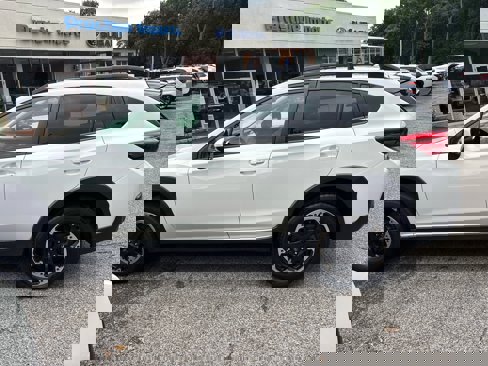Used 2022 Subaru Crosstrek 2.0i Premium image 4