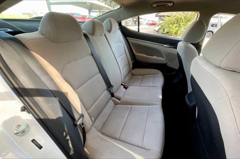 Used 2019 Hyundai Elantra SEL image 18