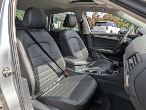 Certified 2021 Volkswagen Jetta SE w/ SE Cold Weather Package image 29