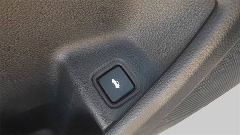 Used 2018 Honda Accord EX image 17