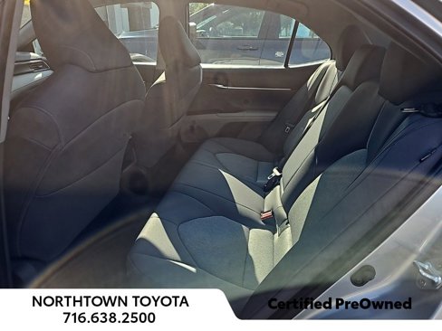Used 2022 Toyota Camry LE image 14