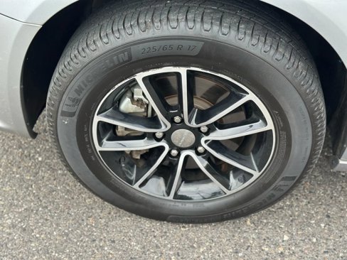 Used 2019 Dodge Grand Caravan SXT w/ Driver Convenience Group image 24