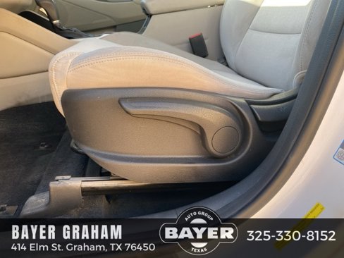 Used 2018 Hyundai Tucson SE w/ Cargo Package image 16