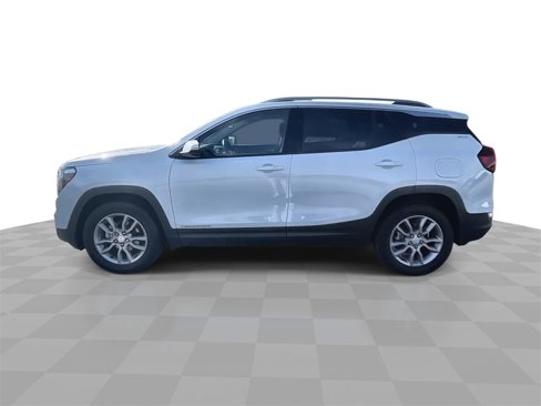 Used 2024 GMC Terrain SLT image 5