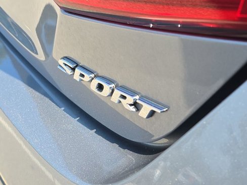 Used 2020 Honda Accord Sport image 9