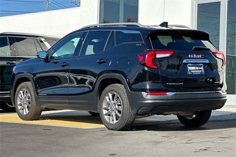 Used 2022 GMC Terrain SLT image 7