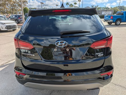 Used 2018 Hyundai Santa Fe Sport w/ 2.4L Tech Package 04 image 5