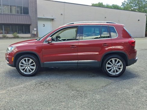 Used 2016 Volkswagen Tiguan SEL image 6