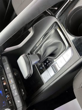 Certified 2023 Hyundai Elantra SEL w/ Convenience Package image 21