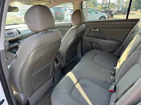 Used 2014 Kia Sportage LX image 10