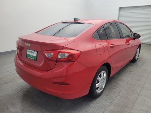 Used 2017 Chevrolet Cruze LS image 9