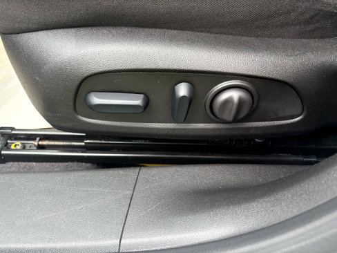 Used 2024 Chevrolet Malibu LT image 9