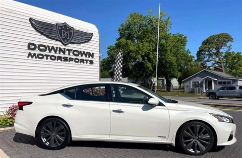 Used 2019 Nissan Altima 2.0 Edition One image 3